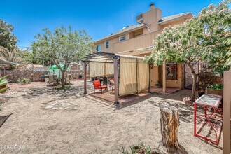 7333 Golden Hawk Dr in El Paso, TX - Building Photo - Building Photo