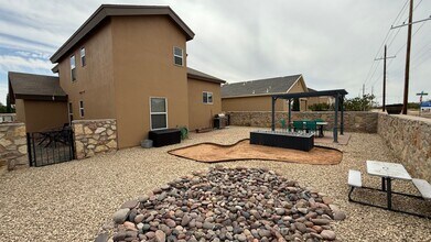 3575 Sierra Del Sol Ave in Las Cruces, NM - Building Photo - Building Photo