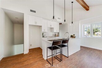 117 N Vista Bonita Ave, Unit A in Glendora, CA - Building Photo - Building Photo