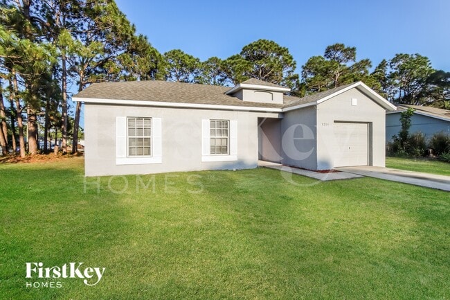 1201 Schumann Dr in Sebastian, FL - Building Photo - Building Photo