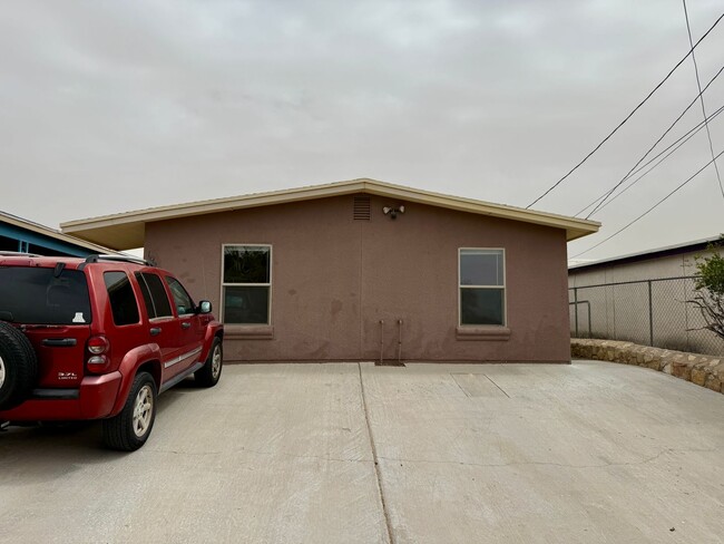 property at 192 Rio Rd