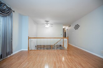 3819 W Warwick Dr in Peoria, IL - Foto de edificio - Building Photo