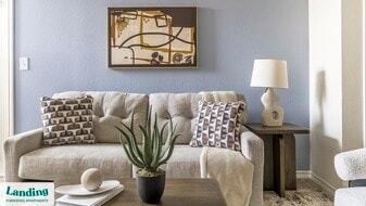 8989 West Rd in Houston, TX - Building Photo