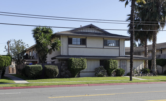 6292 Stanton Ave in Buena Park, CA - Building Photo - Building Photo