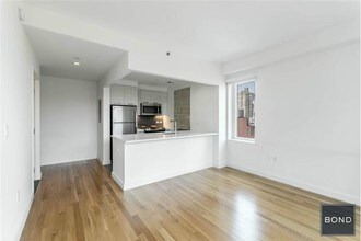 501 E 74th St-Unit -#9F in New York, NY - Building Photo - Building Photo