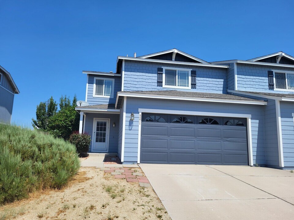 8871 Red Baron Blvd in Reno, NV - Foto de edificio