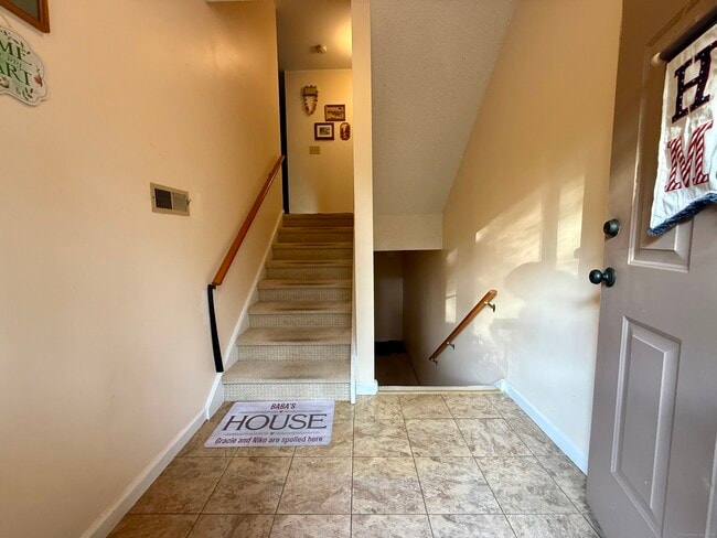 196 New Haven Ave in Derby, CT - Building Photo - Building Photo