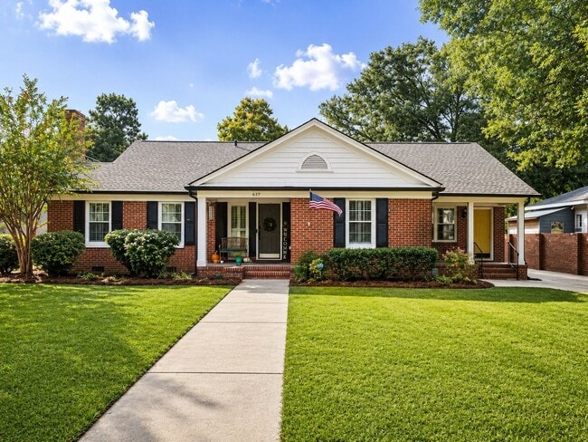 property at 637 Columbus Dr