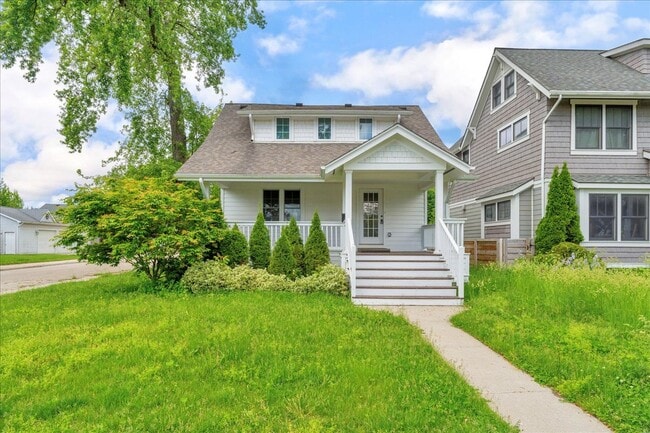 property at 203 Curry Ave