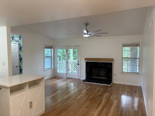330 McGill Pl NE in Atlanta, GA - Building Photo - Building Photo