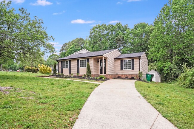property at 5001 Forest Mountain Ct