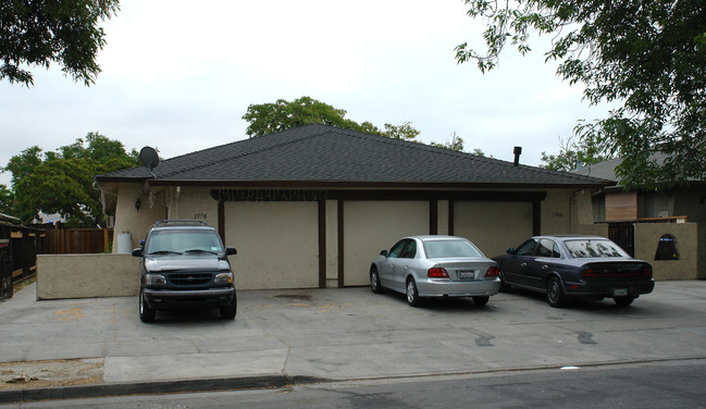 1568-1570 Flanigan Dr in San Jose, CA - Building Photo - Building Photo