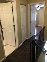 103 Shadowlawn Dr in Pittsburgh, PA - Foto de edificio - Building Photo