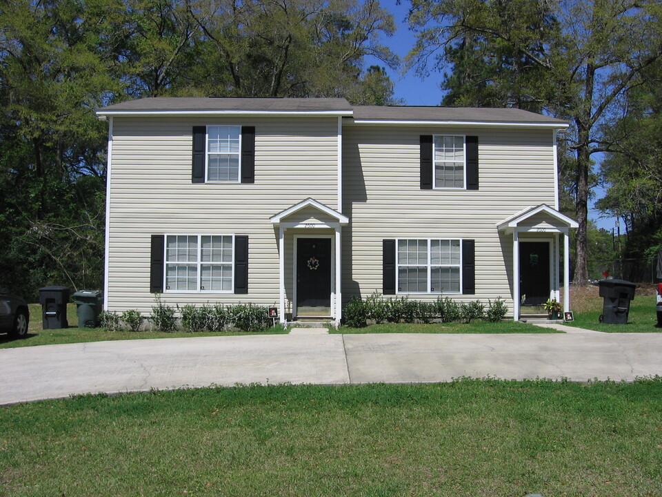 2600 Block Dr in Tallahassee, FL - Building Photo