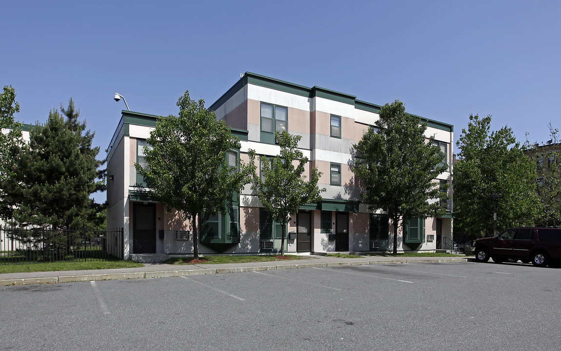 Roxse Residences in Boston, MA - Building Photo
