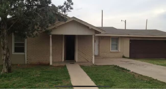 property at 1304 NW 16th Ave