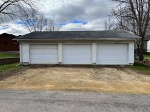 904 N Garden St in New Ulm, MN - Building Photo - Building Photo