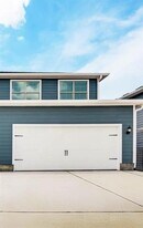 304 Marsh Ln in Princeton, TX - Building Photo