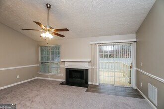1817 Cres Hill Dr NW in Acworth, GA - Building Photo - Building Photo