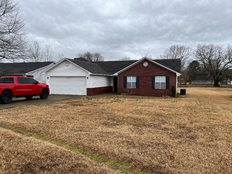 15 Ariel Dr in Ward, AR - Building Photo
