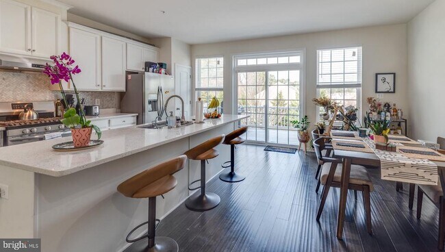 43688 Winterberry Wy in California, MD - Building Photo - Building Photo