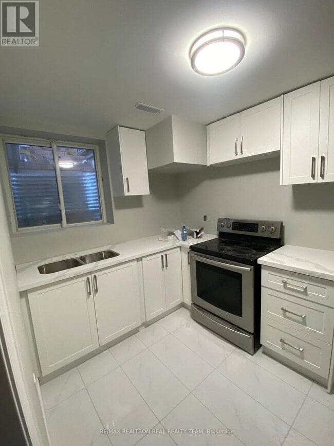 property at 3 Gibbs Rd