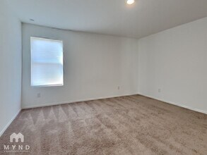 9807 Butte Crk in San Antonio, TX - Building Photo - Building Photo