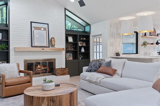 property at 10000 Richelieu Rd