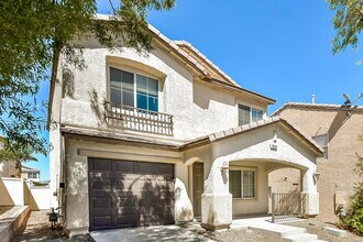 9526 Grandview Spring Ave in Las Vegas, NV - Building Photo - Building Photo