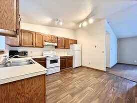 8590-8592 Wabasis Ave NE in Rockford, MI - Building Photo