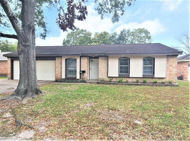 property at 955 Seagate Ln