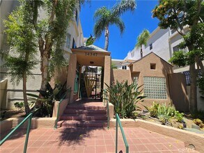 14347 Albers St in Los Angeles, CA - Building Photo - Building Photo