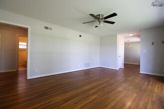 2014 Allen Rd in Wichita Falls, TX - Building Photo - Building Photo