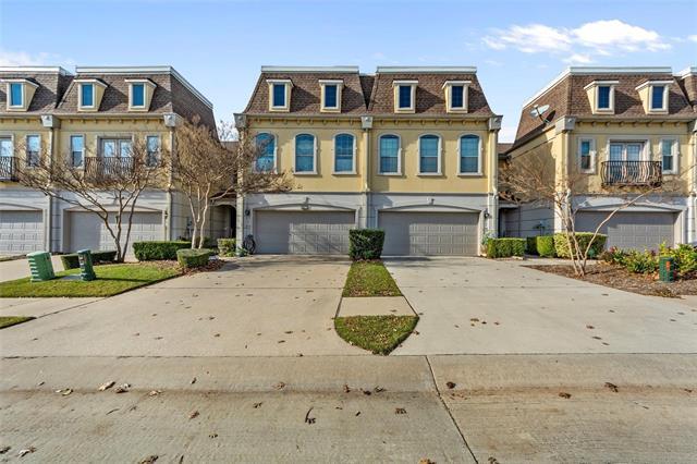 property at 317 Metropolitan Dr
