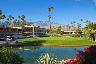 501 Desert Lakes Cir in Palm Springs, CA - Building Photo