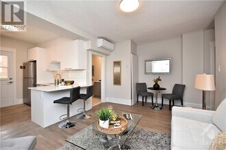 375-375 MacKay St in Ottawa, ON - Building Photo - Building Photo