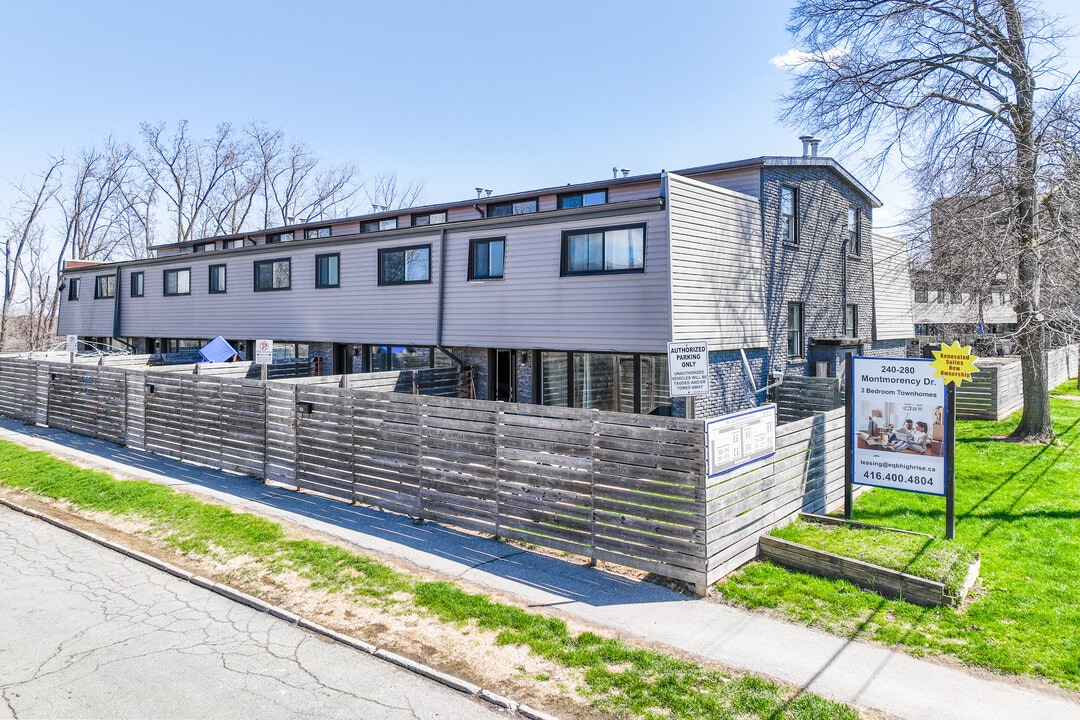 240-280 Montmorency in Hamilton, ON - Building Photo