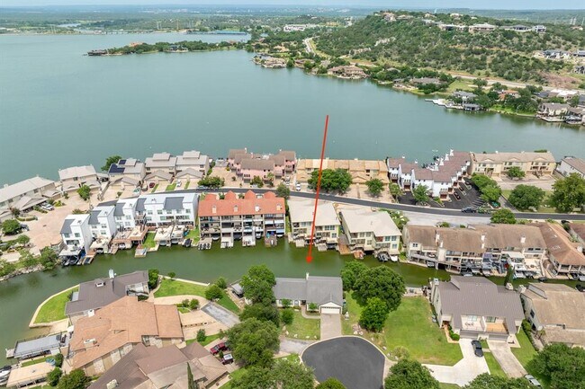 521 Lucy Ln in Horseshoe Bay, TX - Building Photo - Building Photo