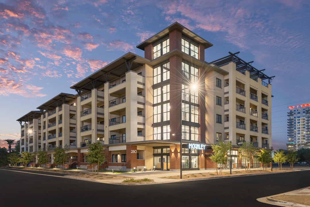 The McKinley in Phoenix, AZ - Foto de edificio