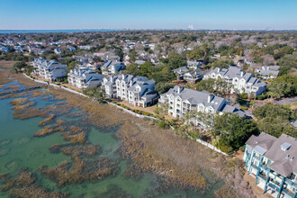 Simmons Pointe in Mount Pleasant, SC - Building Photo - Building Photo