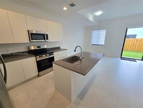 34526 SW 191st Ave in Homestead, FL - Building Photo - Building Photo