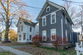 678 Bronson St in Watertown, NY - Building Photo - Building Photo