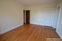 1241 Boylston St, Unit 1 in Boston, MA - Building Photo - Building Photo