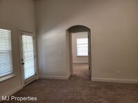 125 Harold Murphy Dr photo'