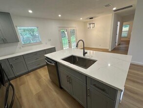 2902 Spring Cir in Austin, TX - Building Photo - Building Photo