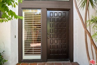 1547 Palisades Dr in Los Angeles, CA - Building Photo - Building Photo