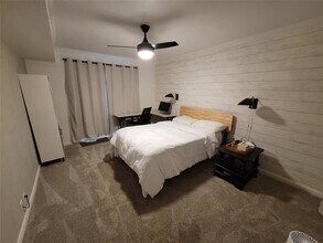 5326 Fleetwood Oaks Ave in Dallas, TX - Building Photo - Building Photo