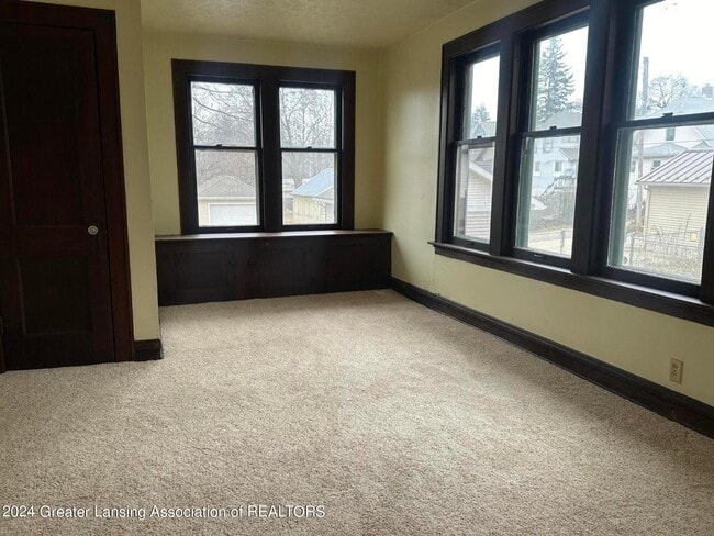 209 E Mt Hope Ave in Lansing, MI - Building Photo - Building Photo