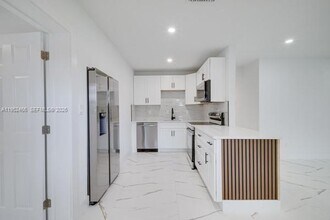 1251 NE 41st Dr in Pompano Beach, FL - Building Photo - Building Photo