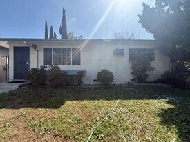 4810 Cahuenga Blvd in Los Angeles, CA - Building Photo